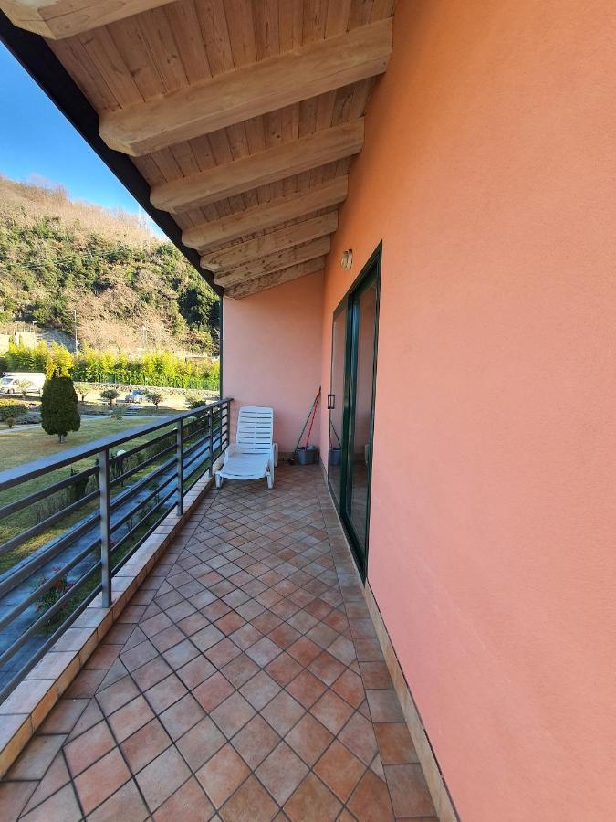 Residence Oasi Del Viandante Lake Como Exteriör bild